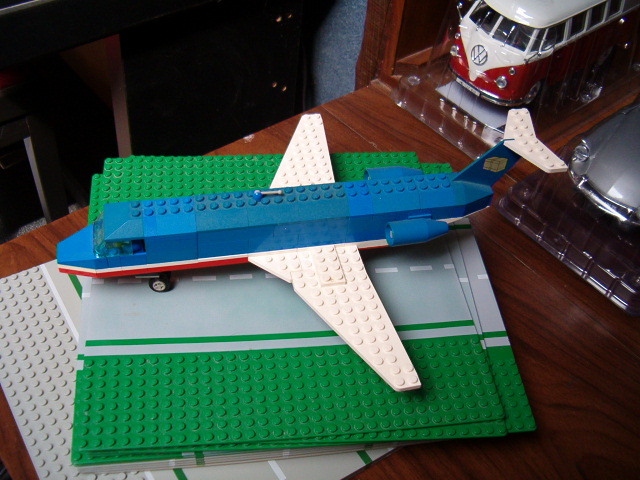 avion_cargo_moc1.jpg