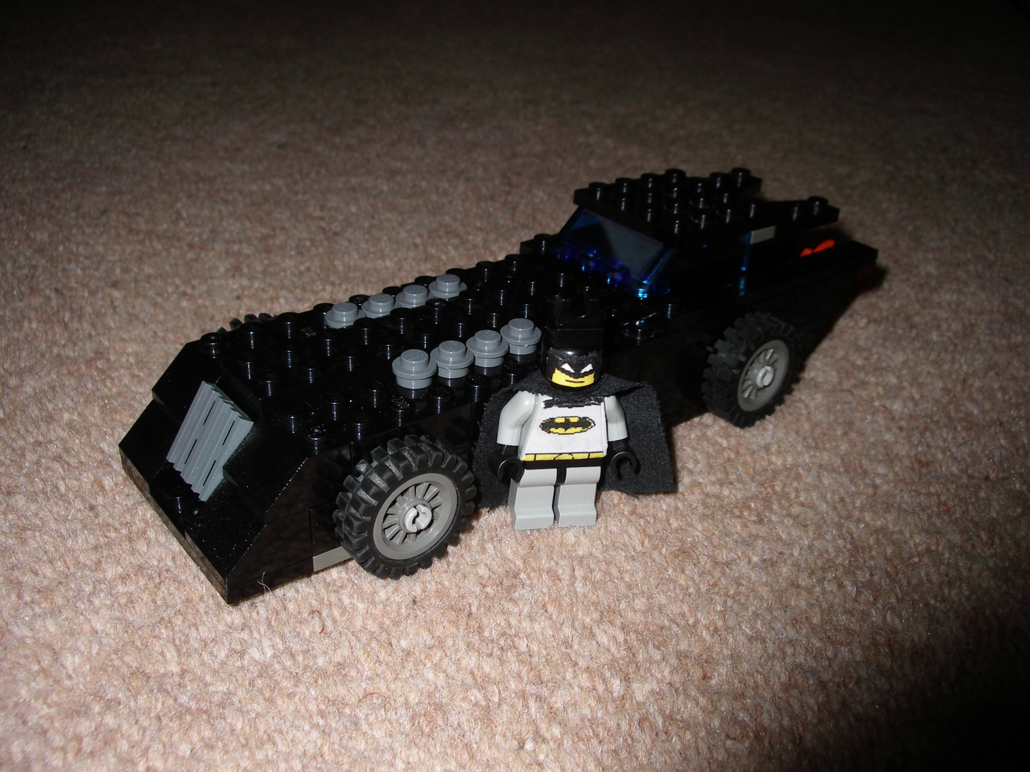 animated_series_batmobile_006.jpg
