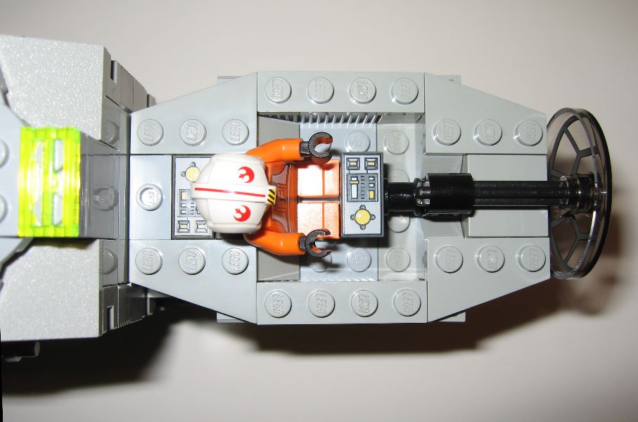 r-wing.07.011.jpg