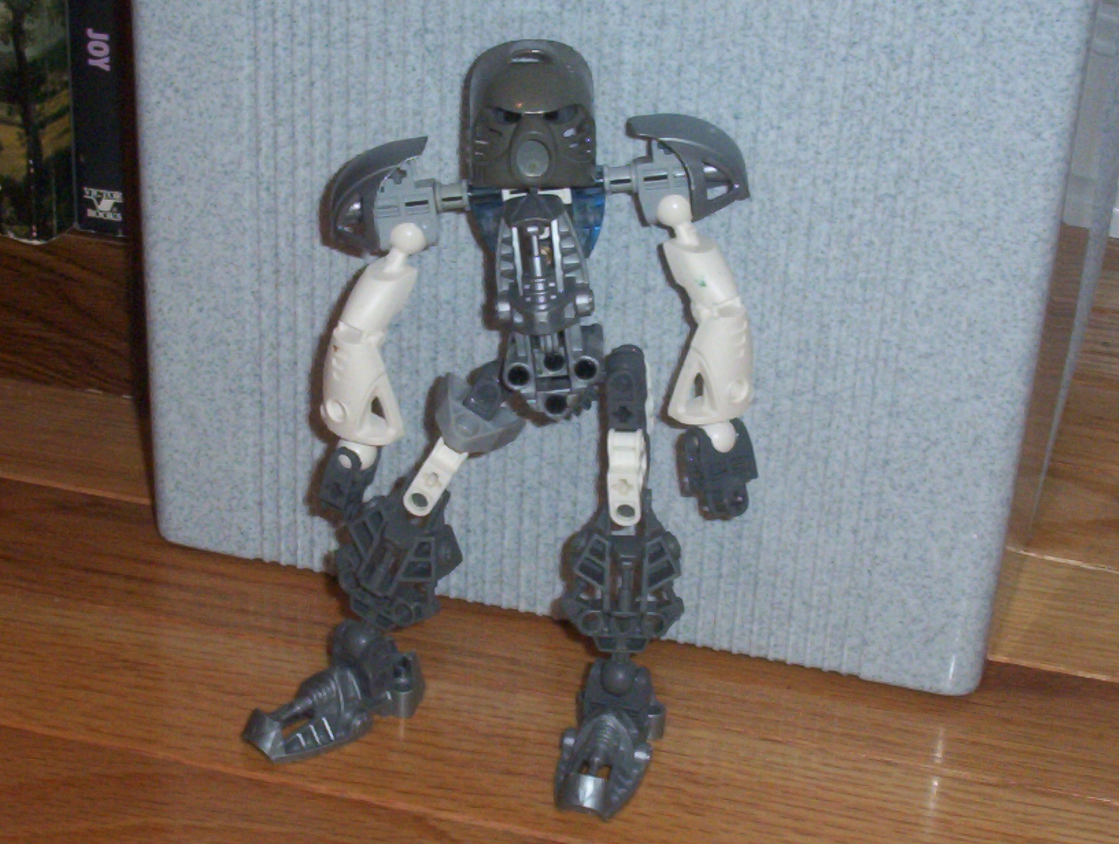bionicle_0003.jpg