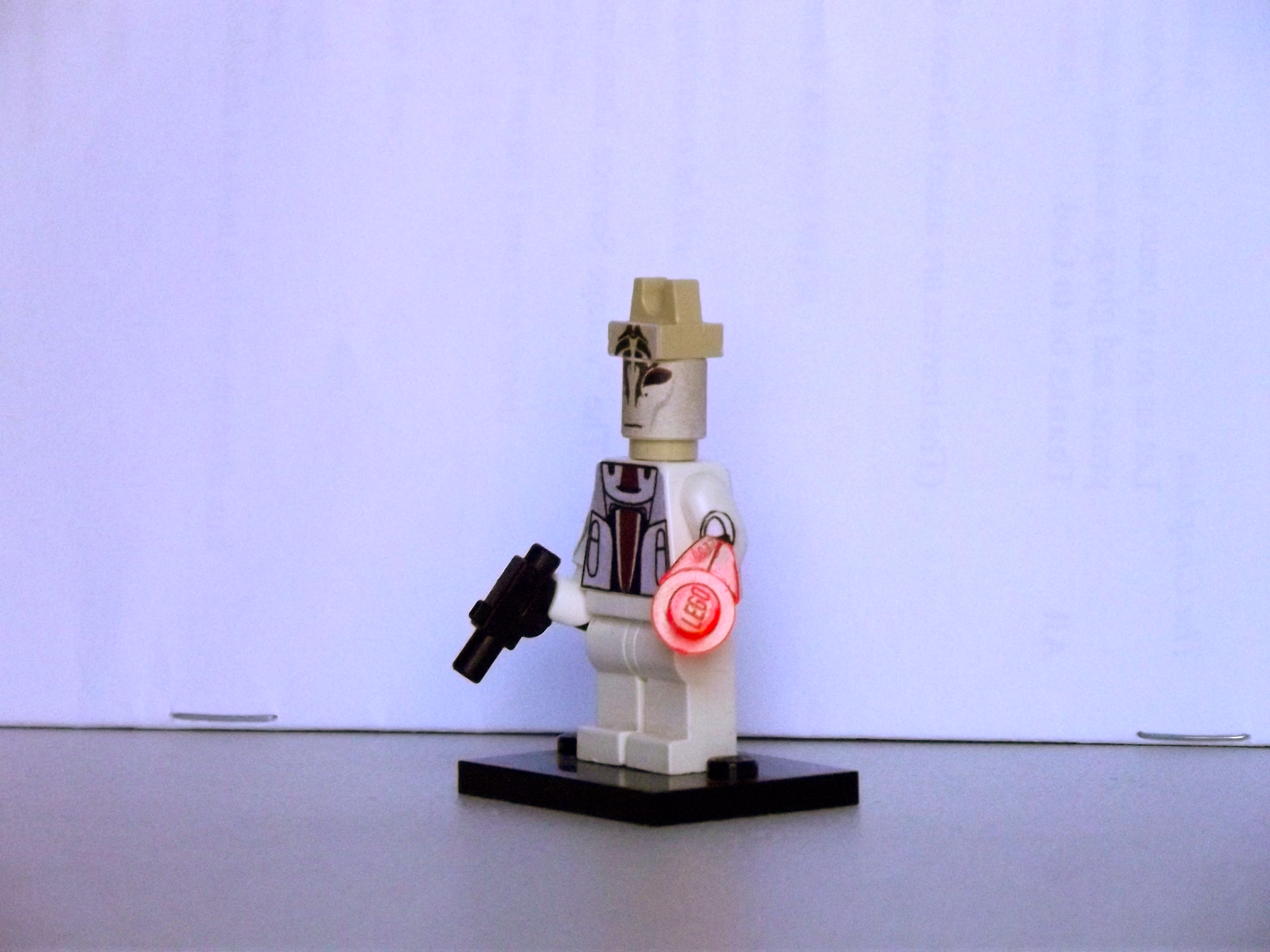 mordin_minifig2.jpg