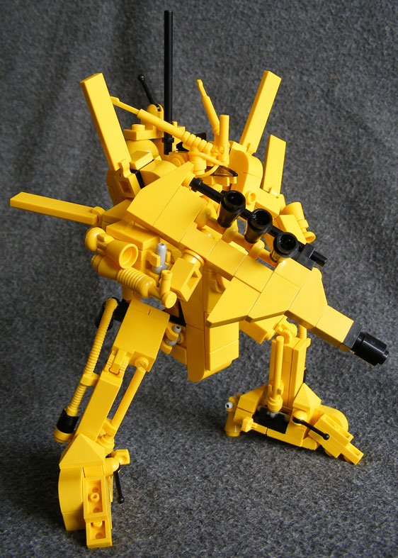 yellow-attack-bot_sire-erik_01.jpg
