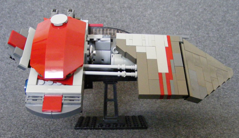 rihkxyrk_01_with-engine-cov.jpg