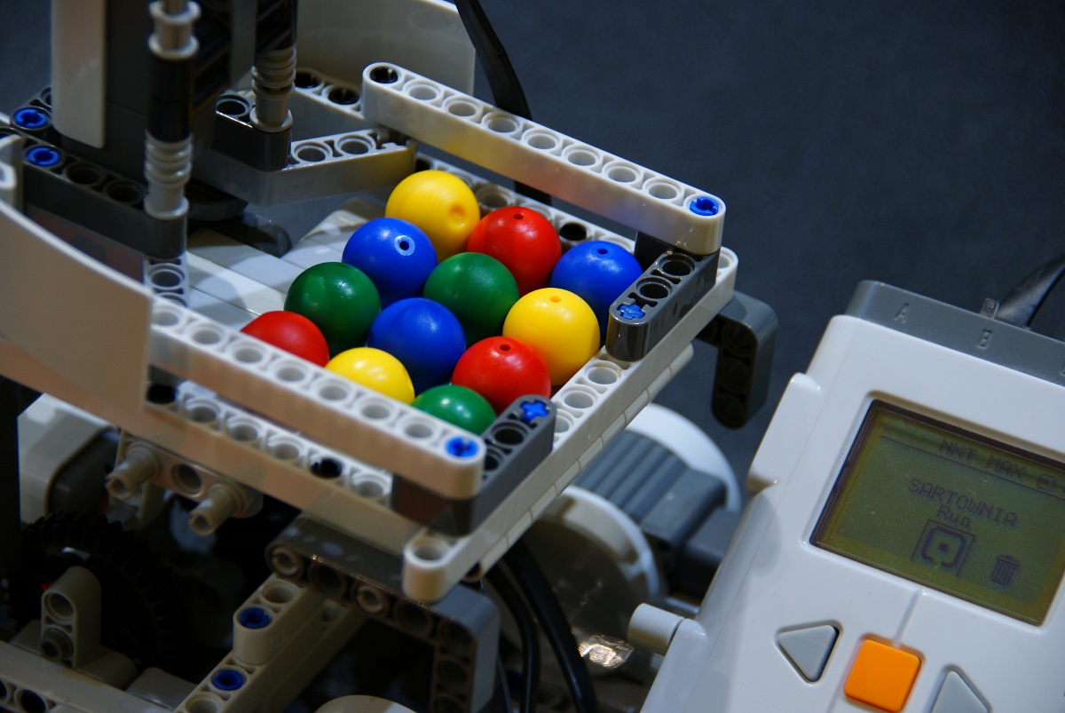 7_nxt_color_sorter.jpg