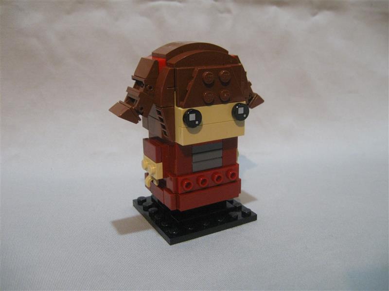 01_brickheadz-mourn.jpg