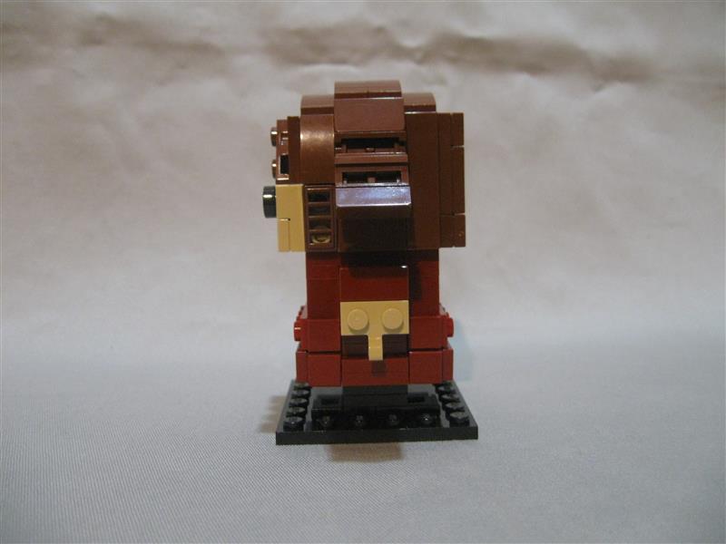 03_brickheadz-mourn.jpg