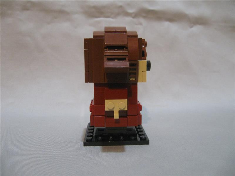 05_brickheadz-mourn.jpg