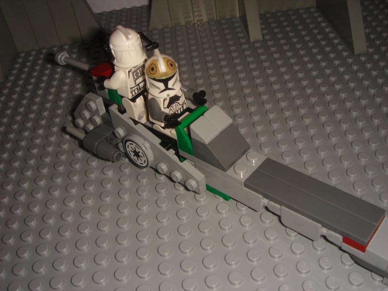 cwbp-alt-speederbike-002.jpg