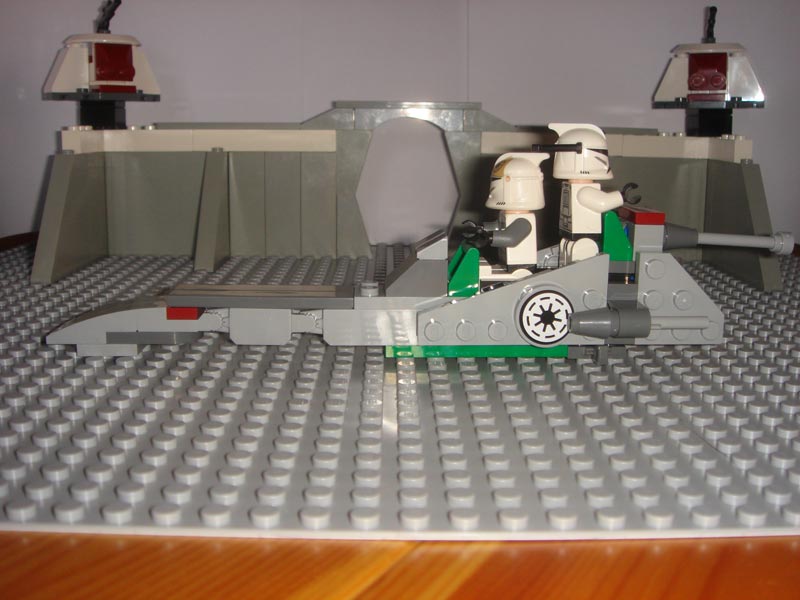 cwbp-alt-speederbike-003.jpg