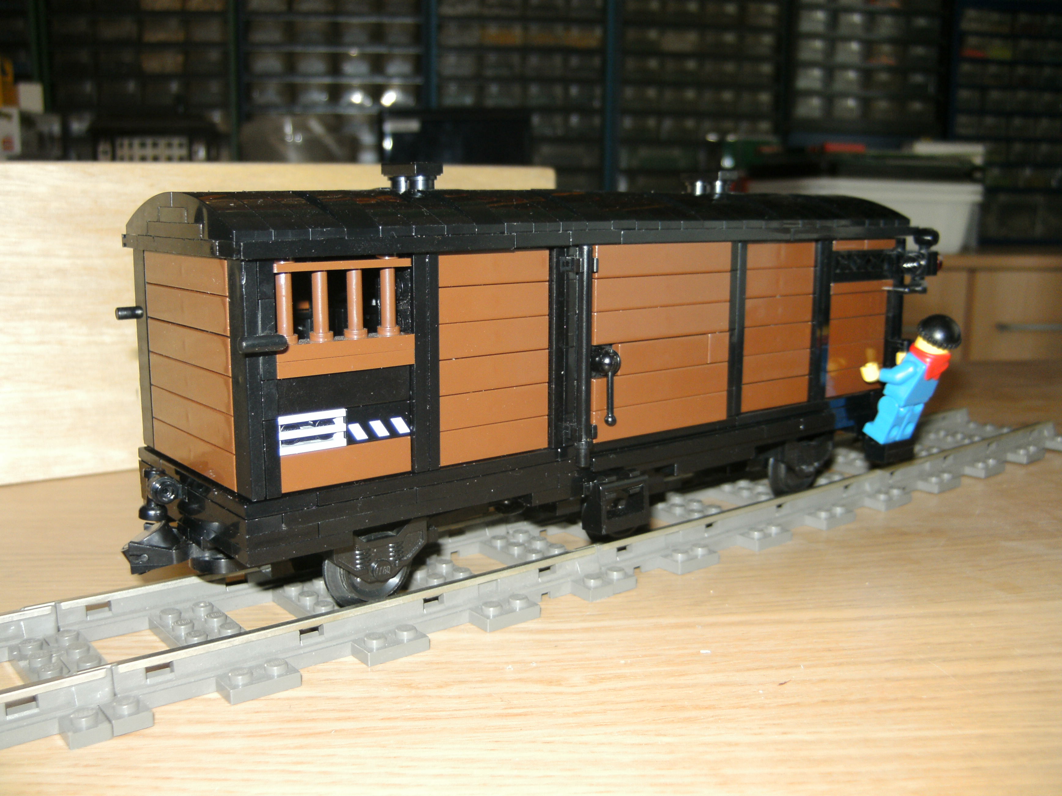 picture_004.jpg