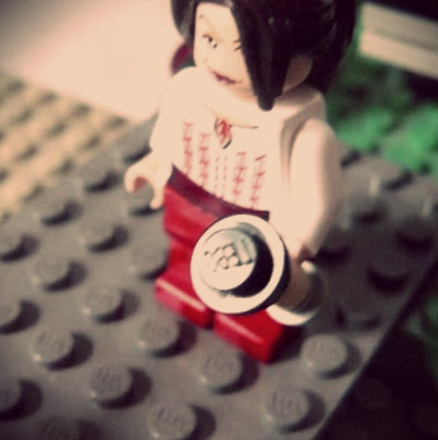 lego_evanescence_singer_with_microphone_in_cool_filter.jpg