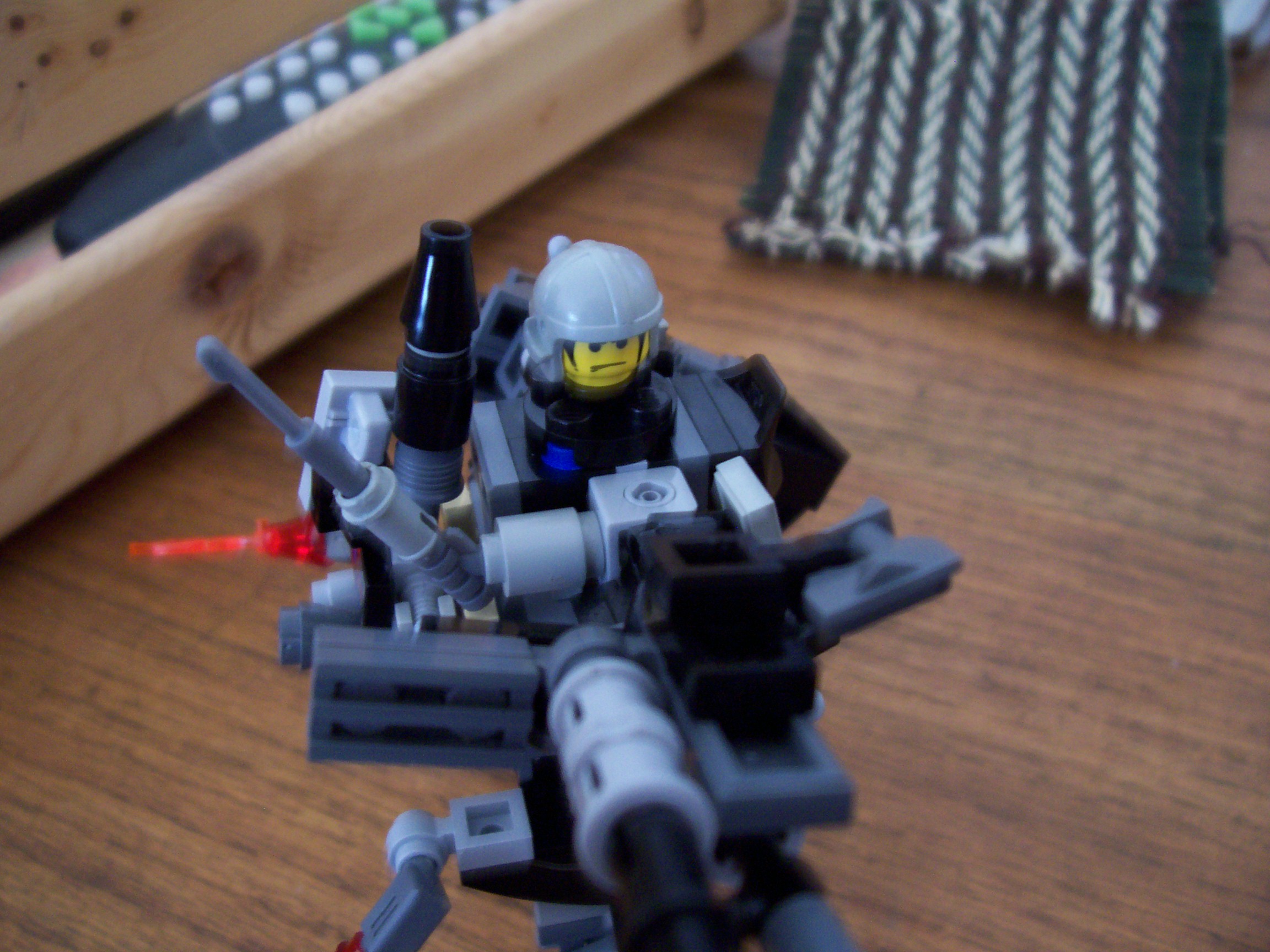 lego_mrm-8_001.jpg