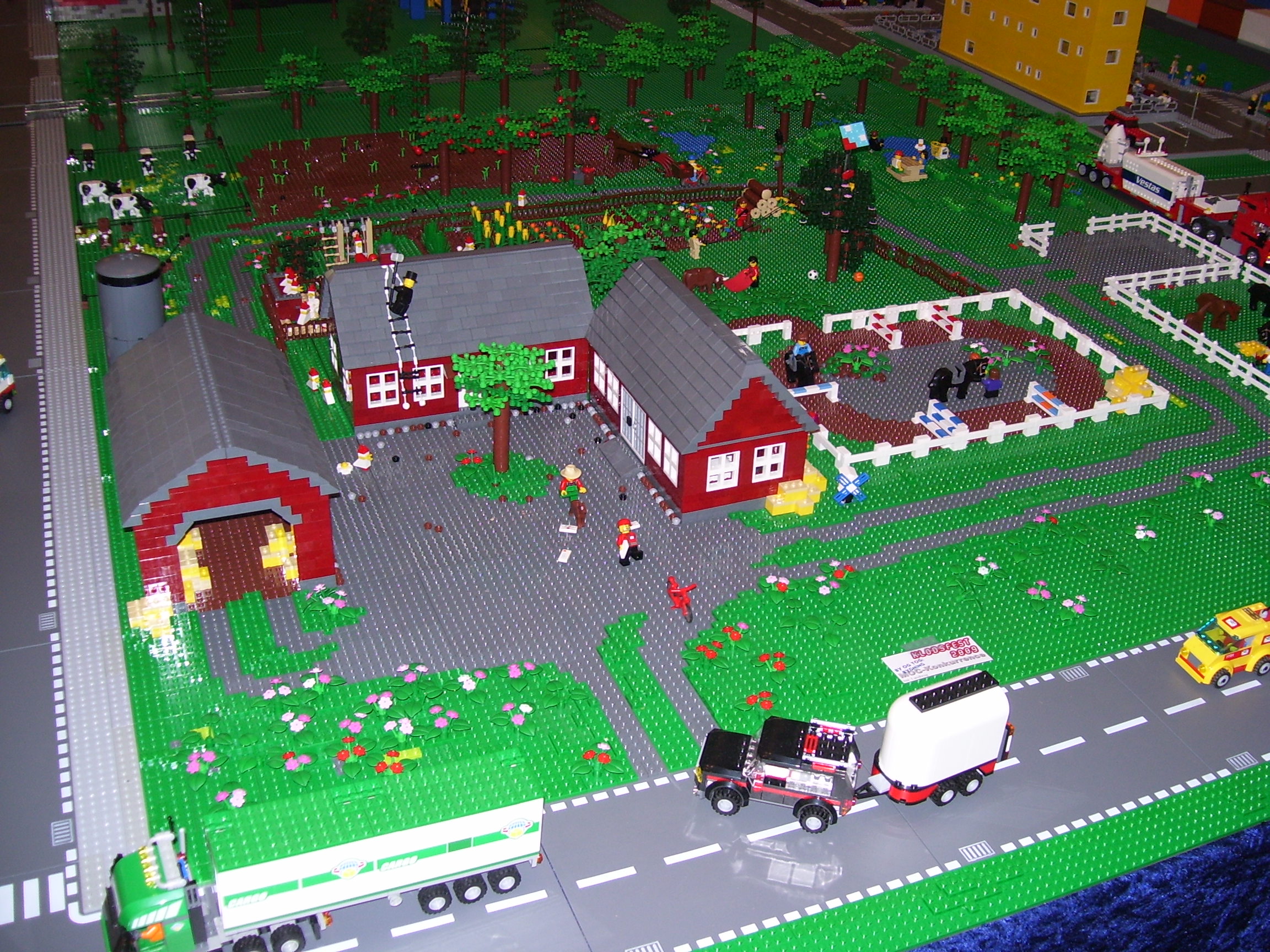103.jpg