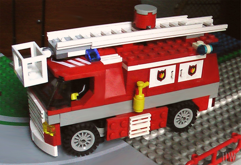 fire_truck_with_steering_system_1b.jpg