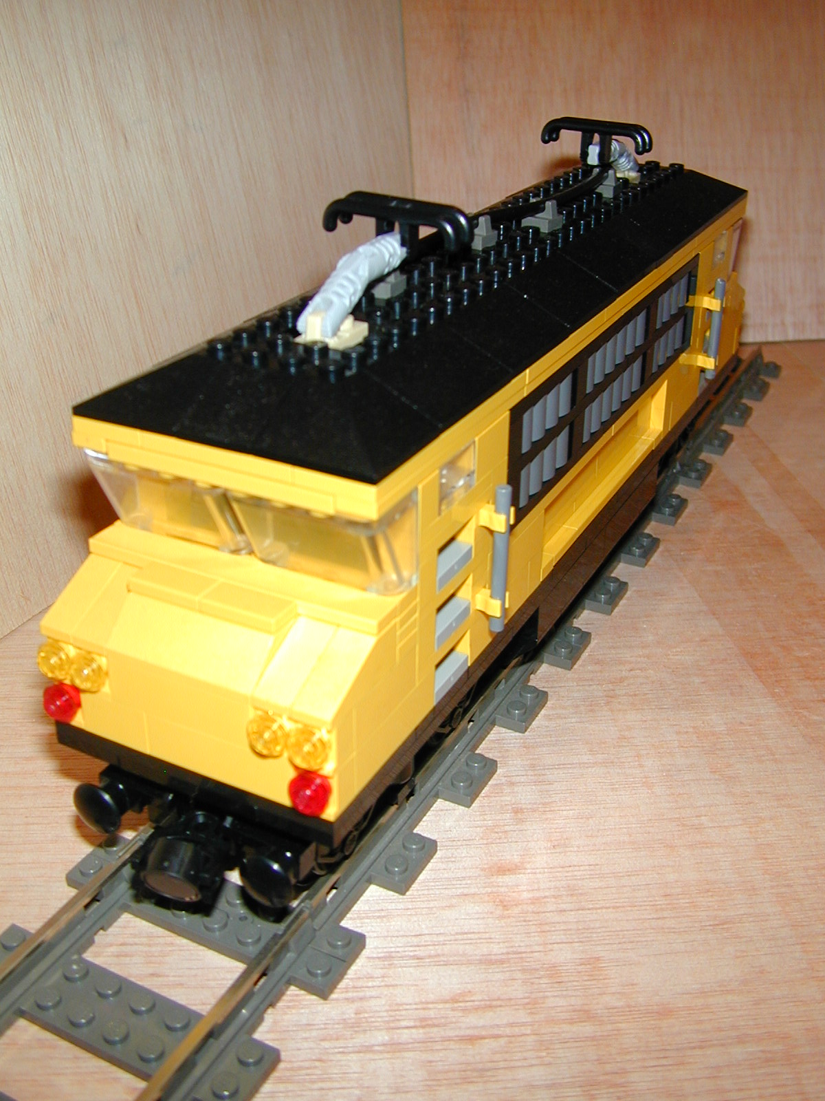 loco_01_03.jpg