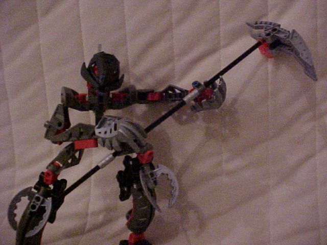 makutawithscythe3.jpg