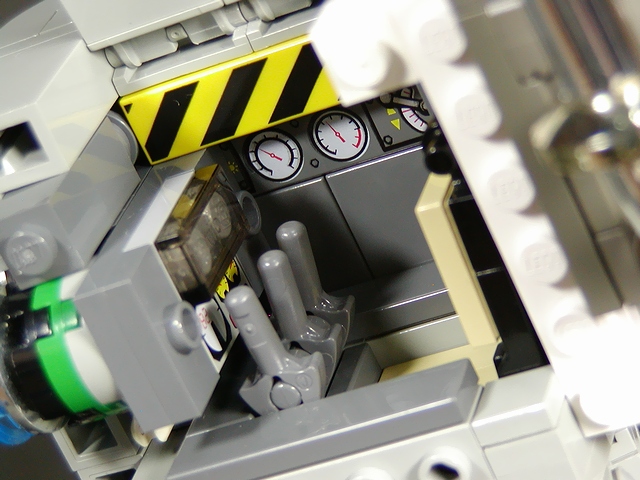 m-014.jpg