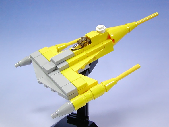naboo-n-1-starfighter1.jpg