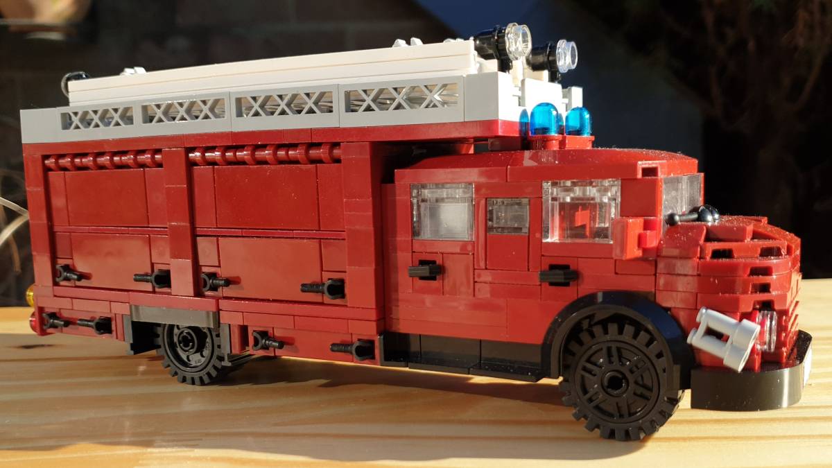 013_mercedes-benz-geraetewagen.jpg