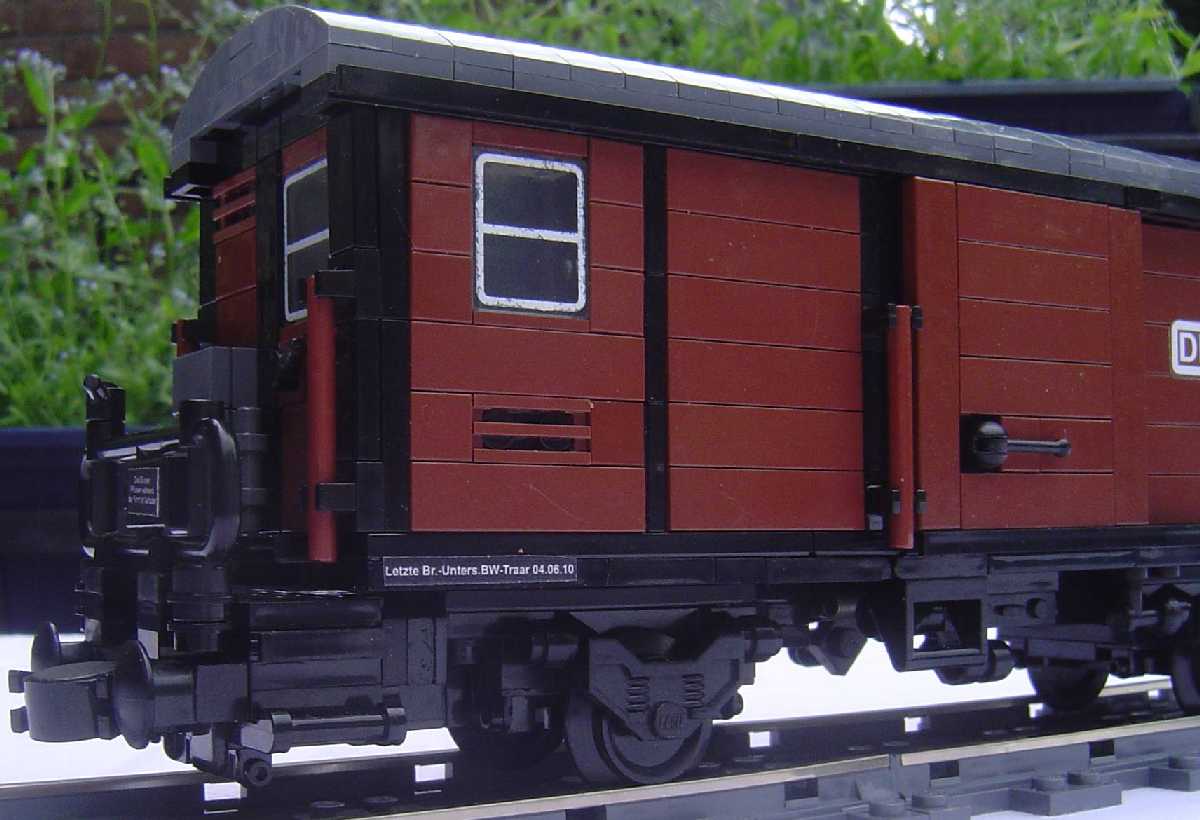 equipment_car_02.jpg