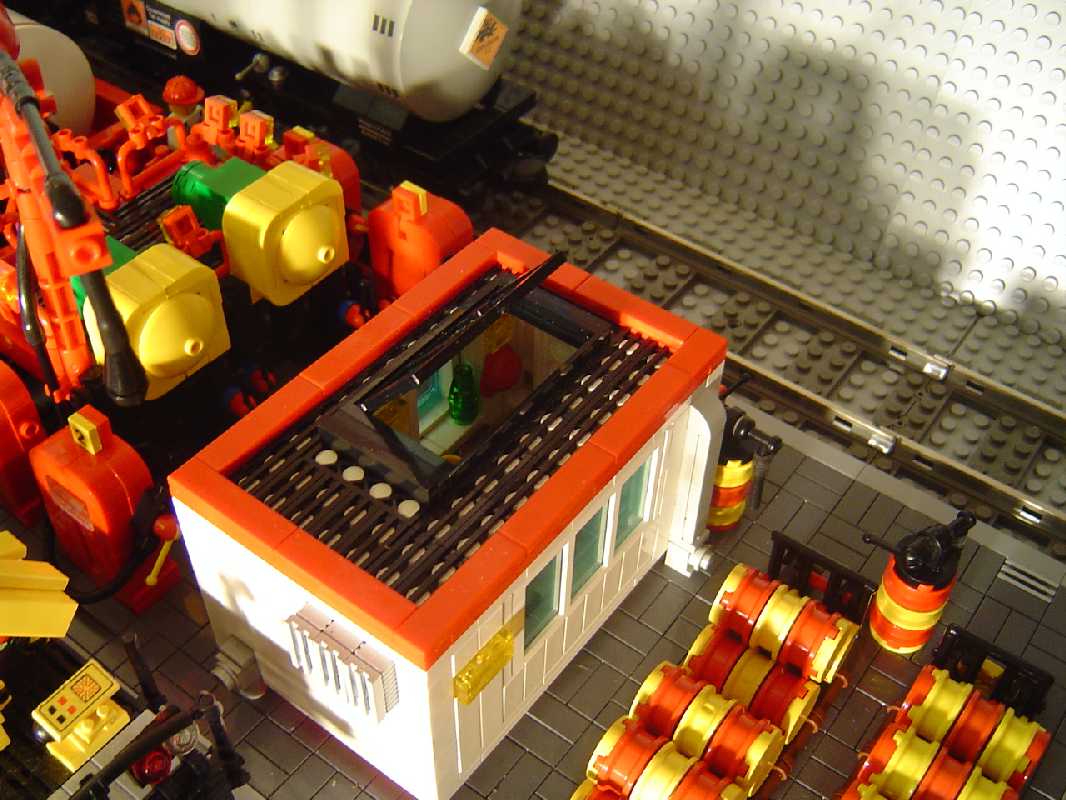 016_cabin.jpg