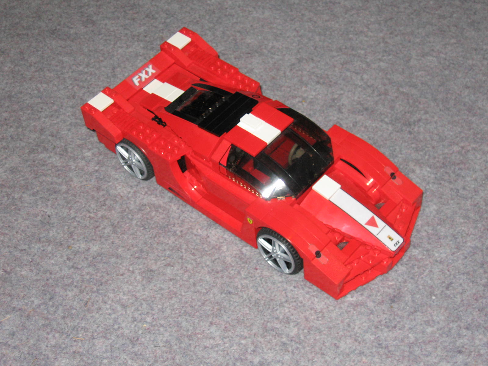 ferrari_fxx.jpg