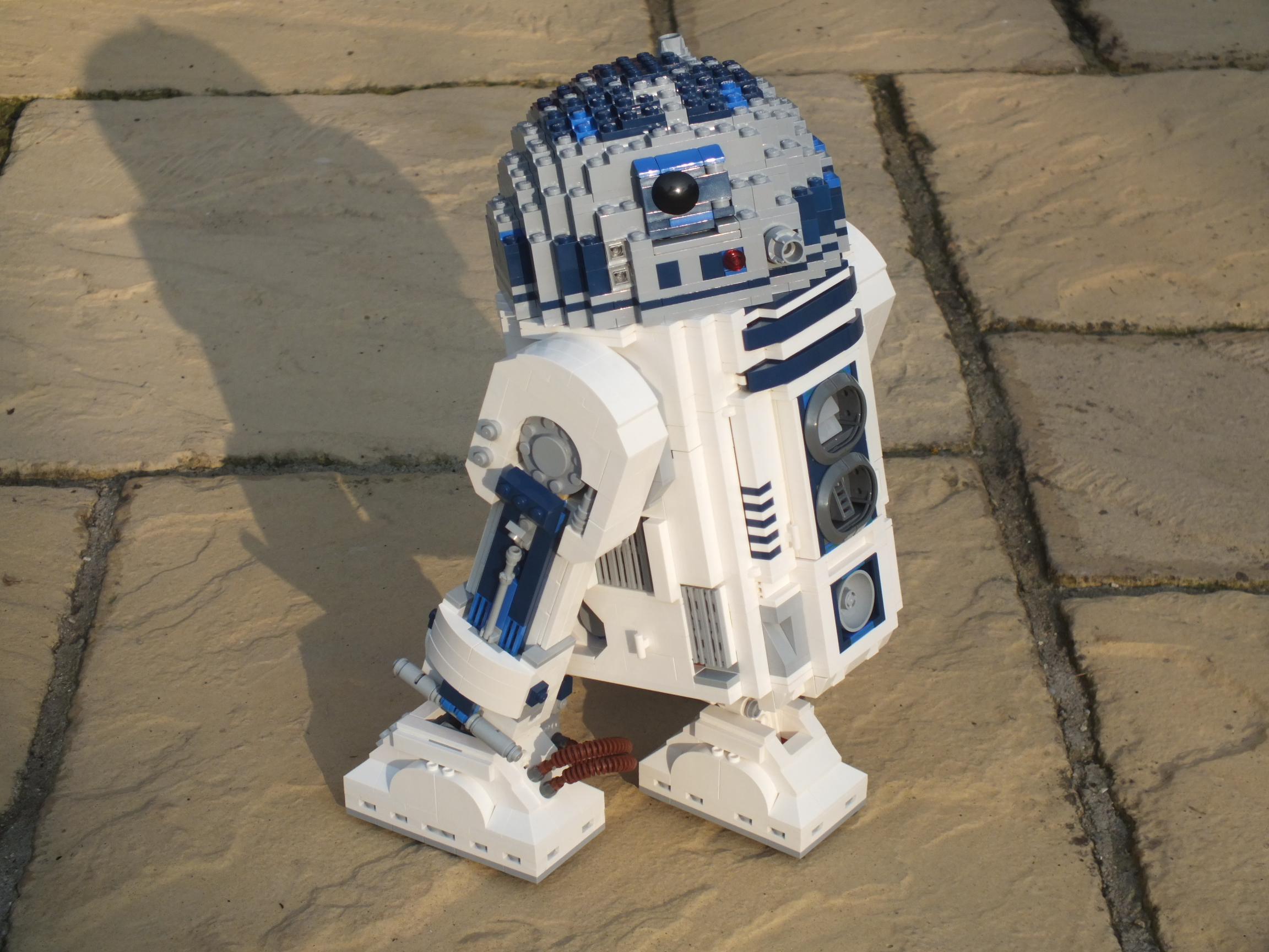 r2d2.jpg