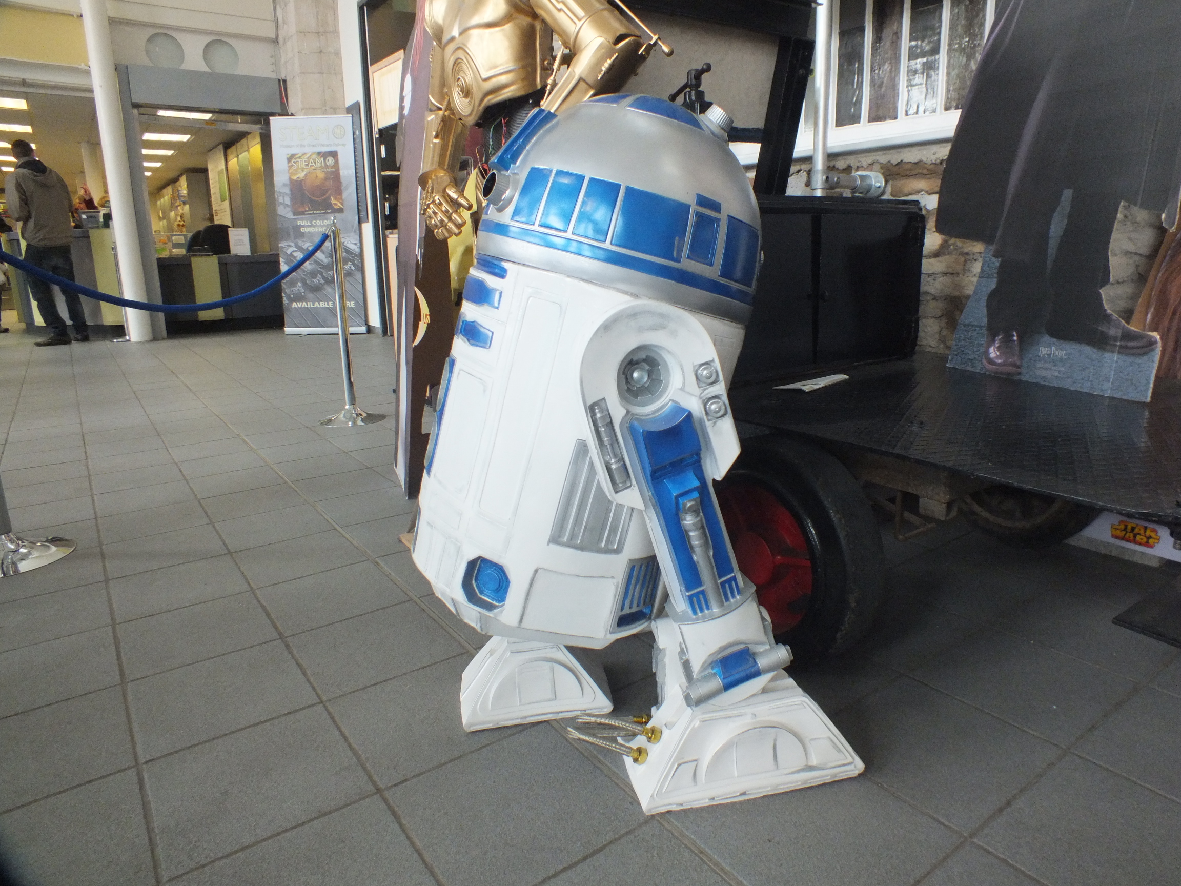 r2d2_004a.jpg