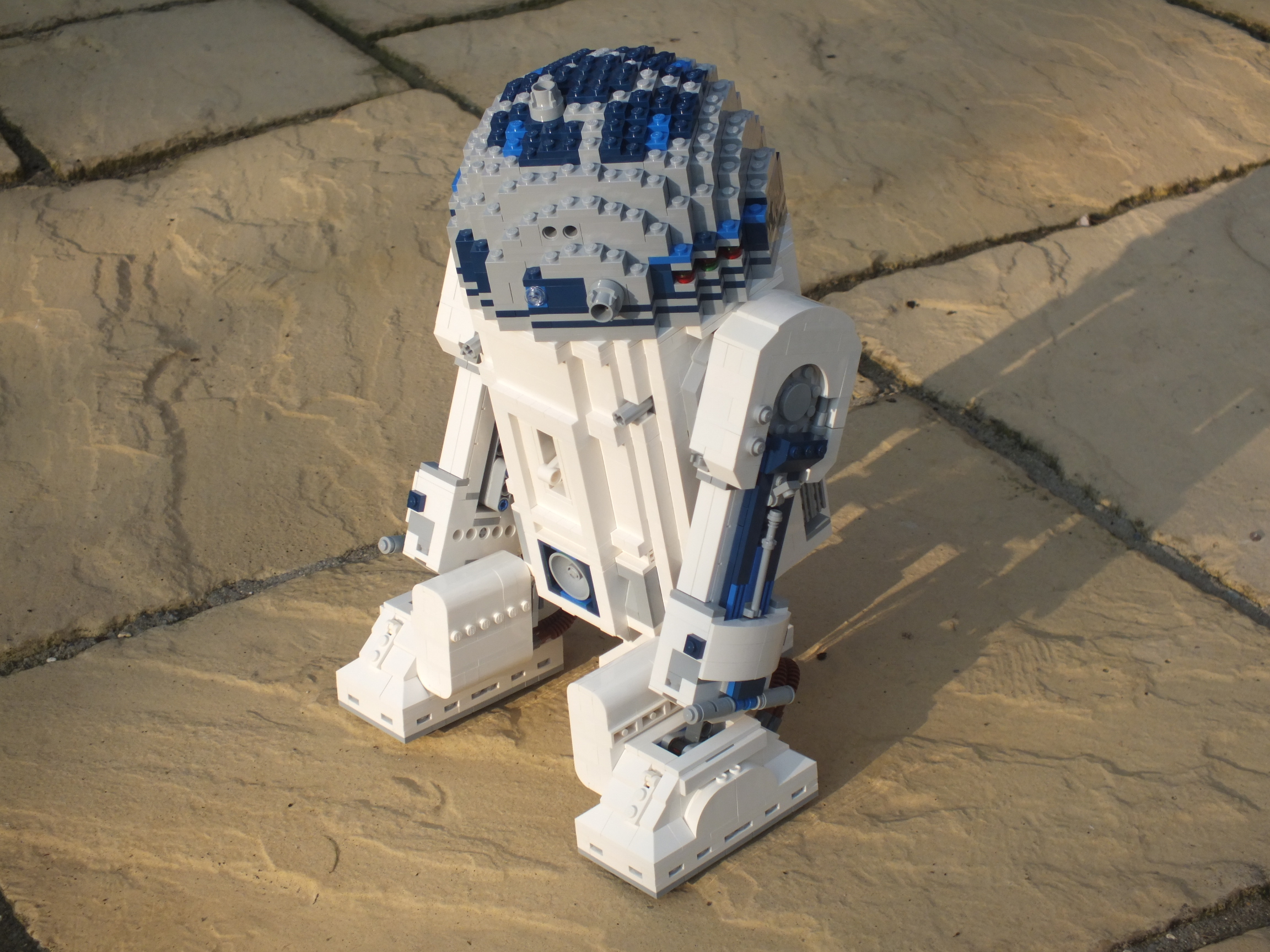 r2d2_019.jpg