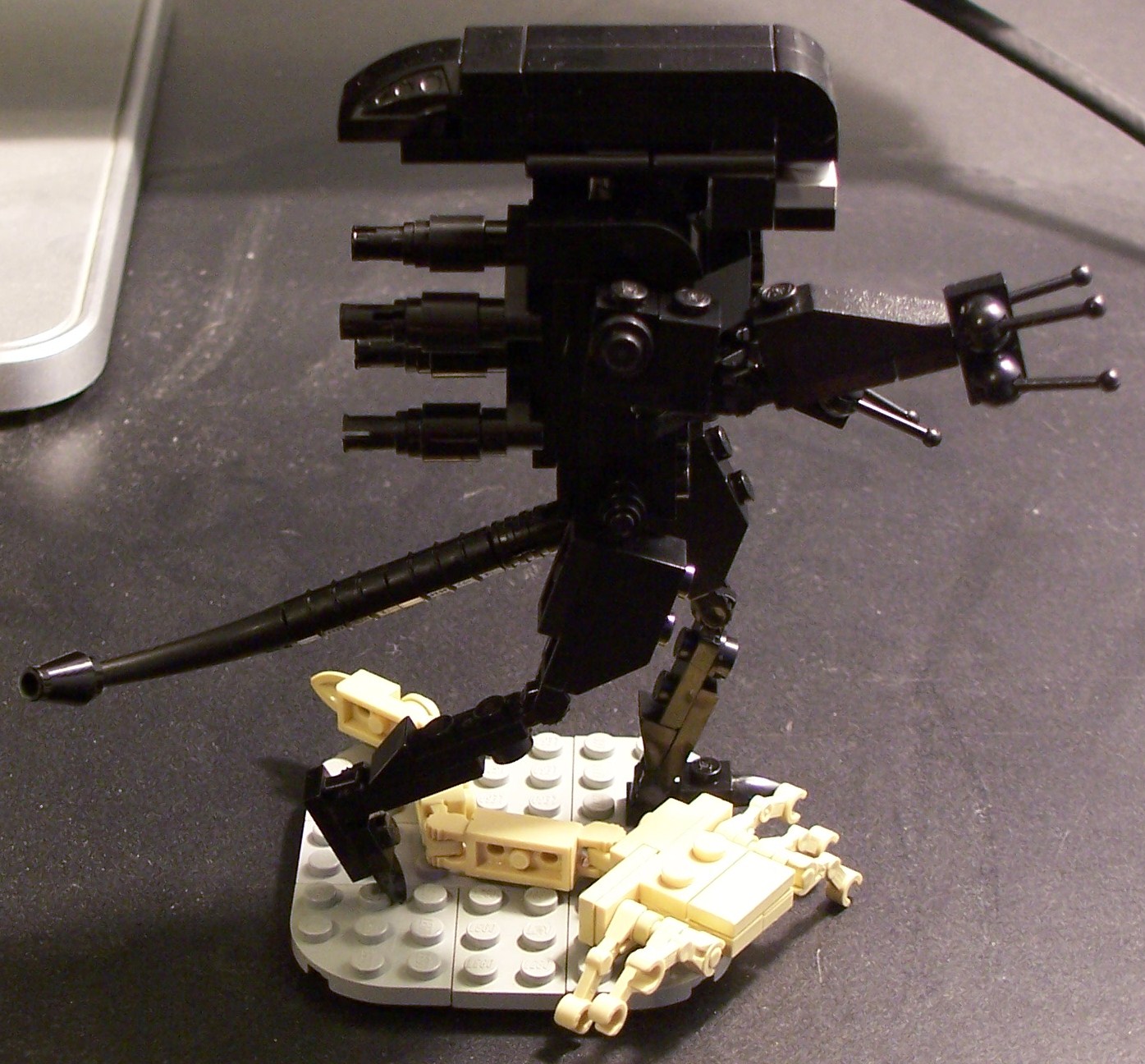 alien_2.jpg