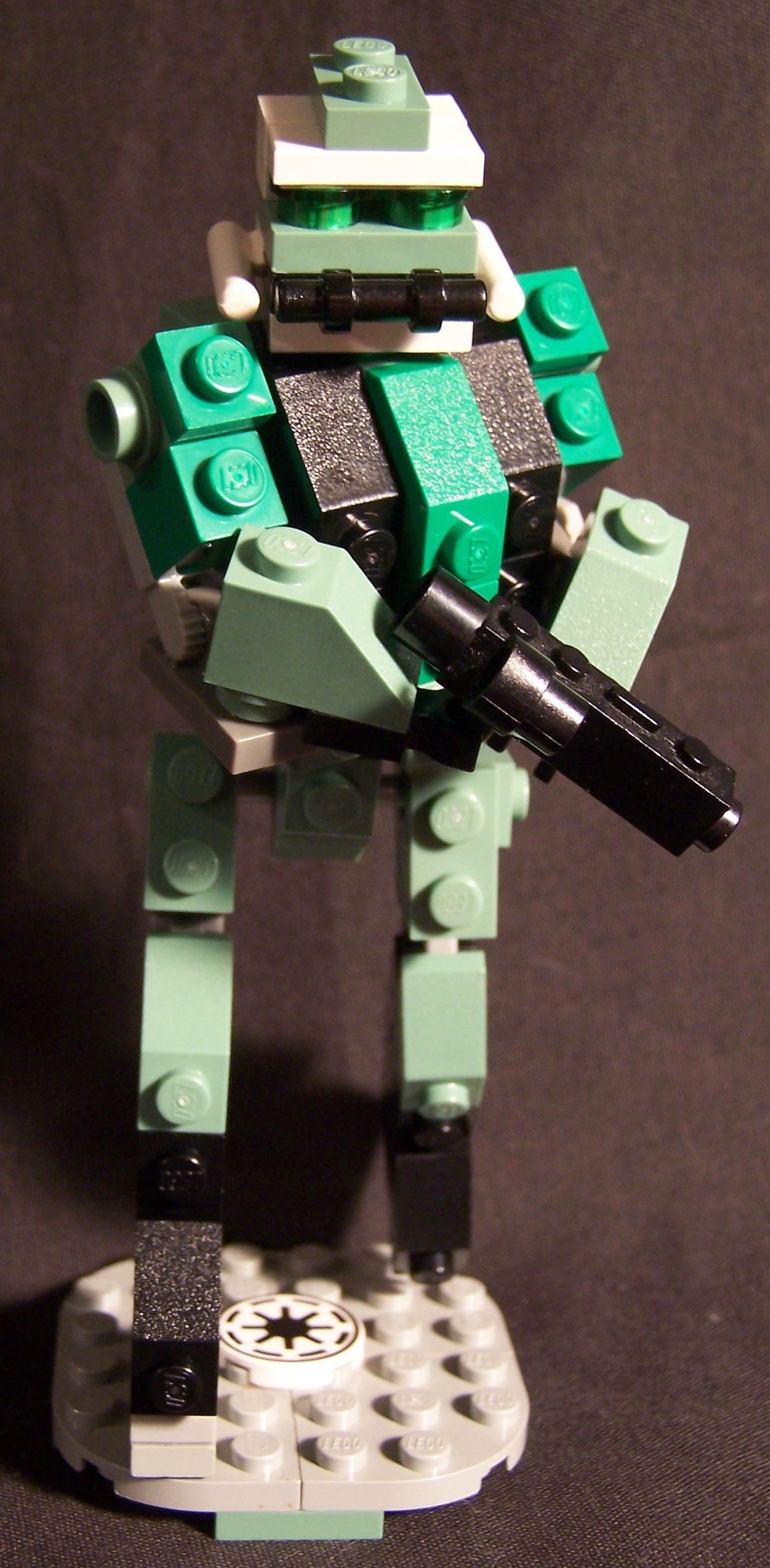 commander_gree.jpg