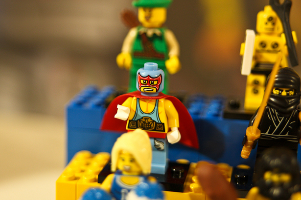 lego-minifig-16-set-collection-1.jpg