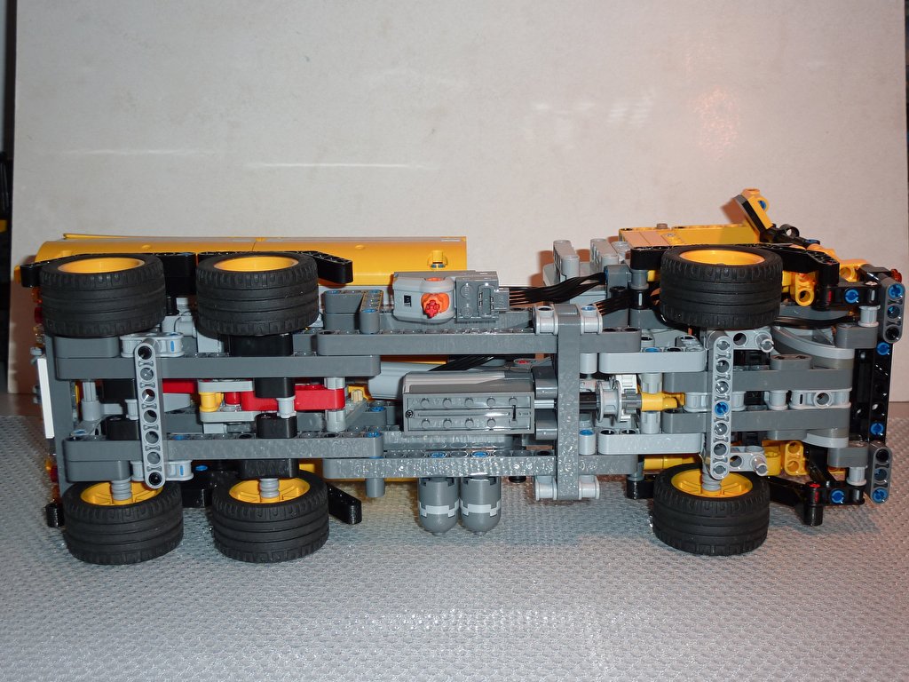 lego8052_mod_09.jpg