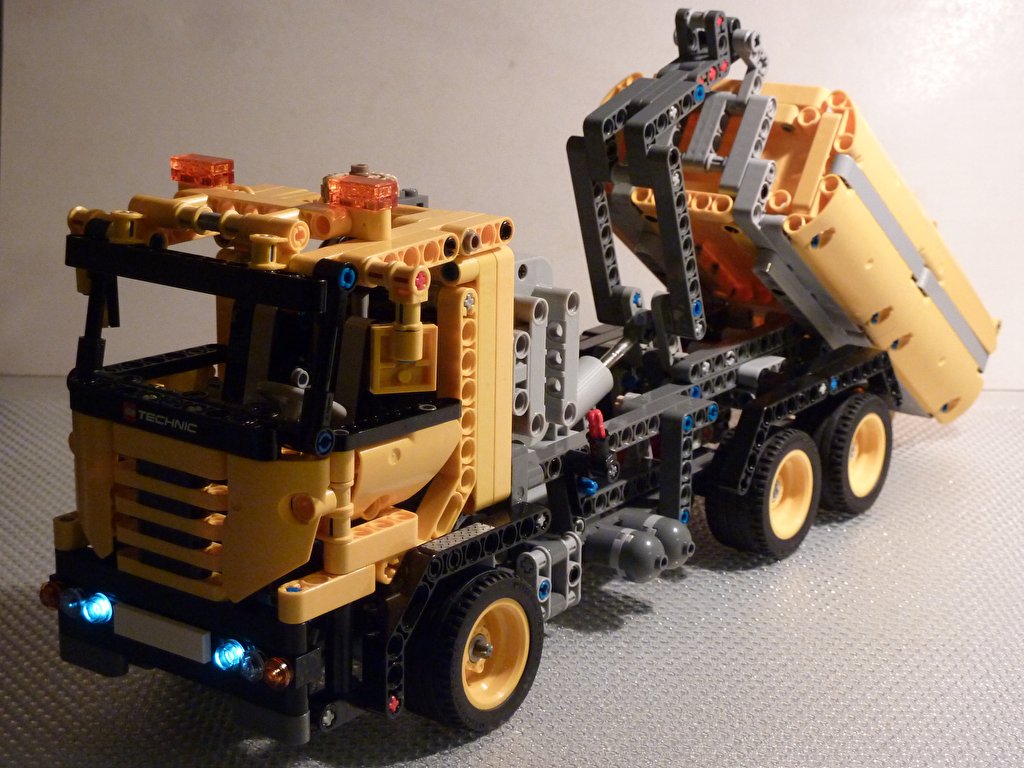 lego8052_mod_15.jpg