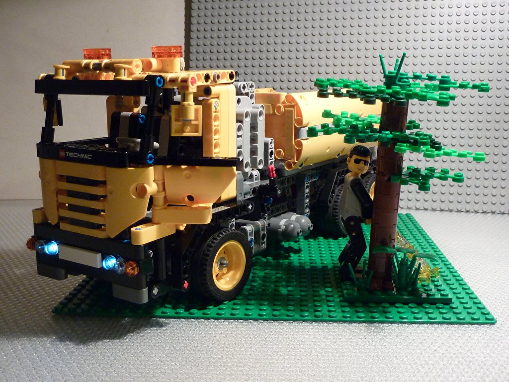 lego8052_mod_18.jpg