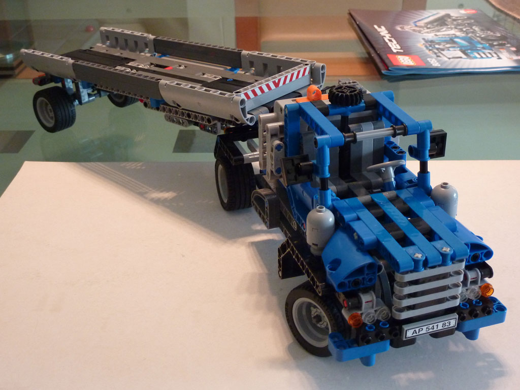 lego8052_b_16.jpg