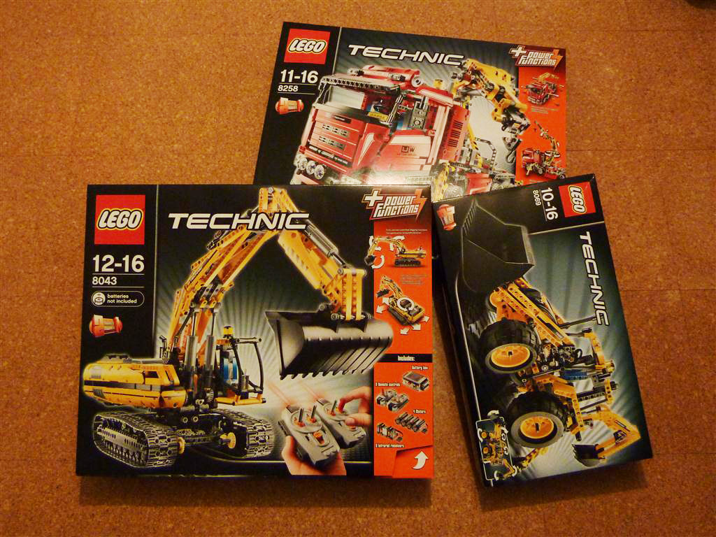 lego-8043_8069_8258_box.jpg