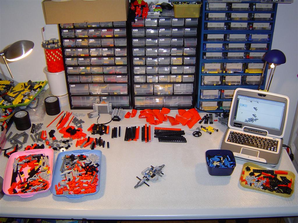 lego8070_b001.jpg