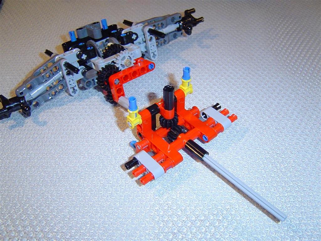 lego8070_b007.jpg