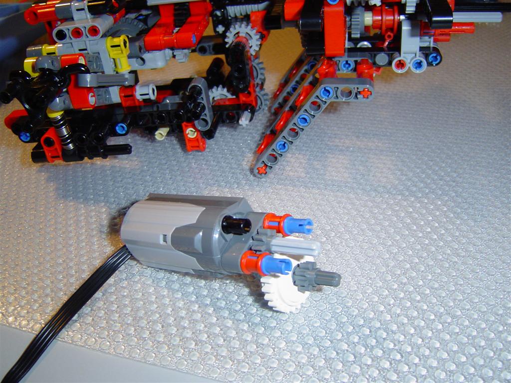 lego8070_b025.jpg