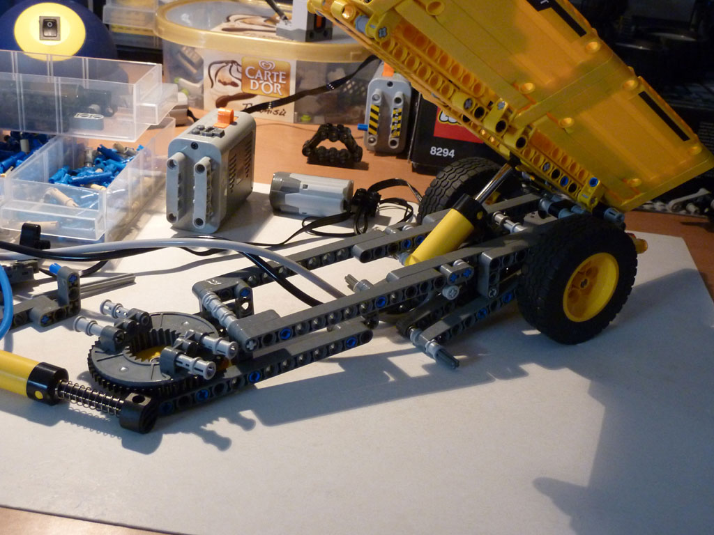 lego8264_mod_v1_02.jpg