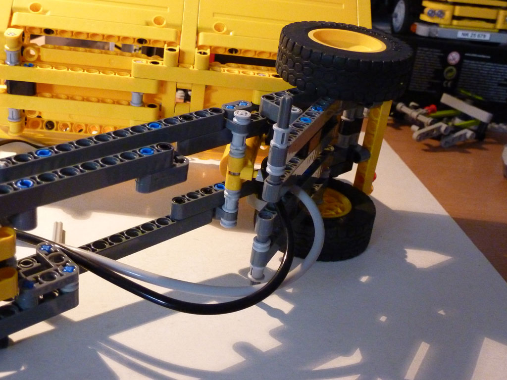 lego8264_mod_v1_03.jpg