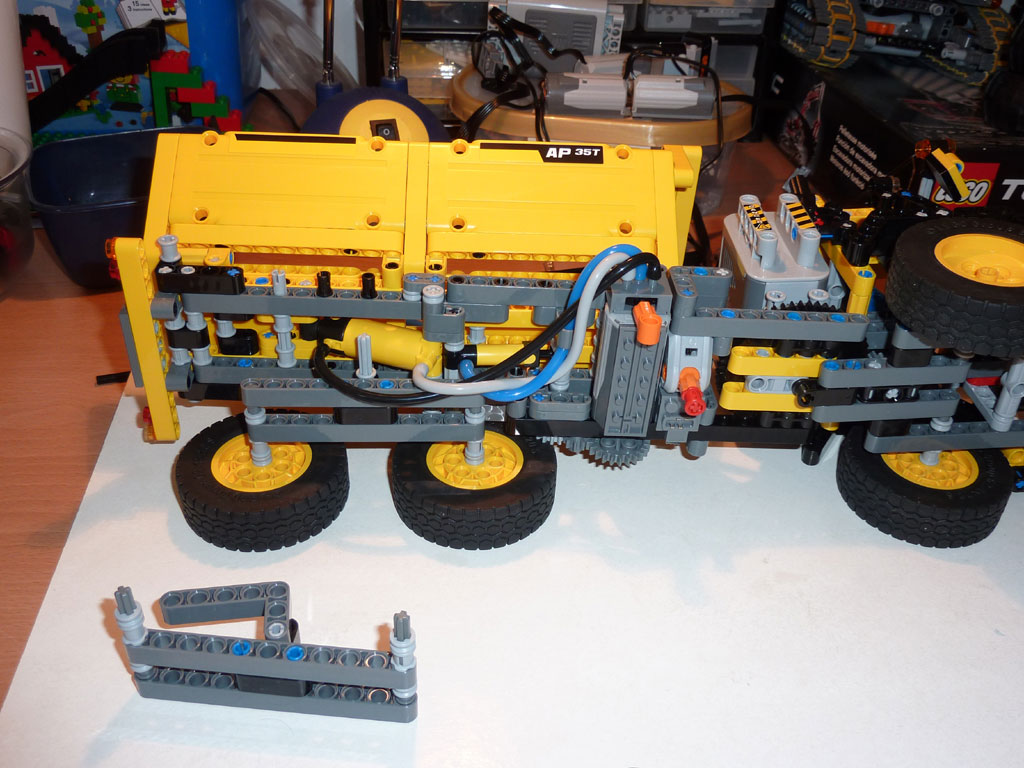 lego8264_mod_v1_10.jpg