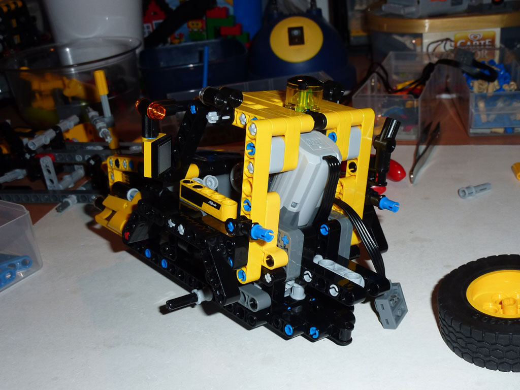 lego8264_mod_v1_30.jpg