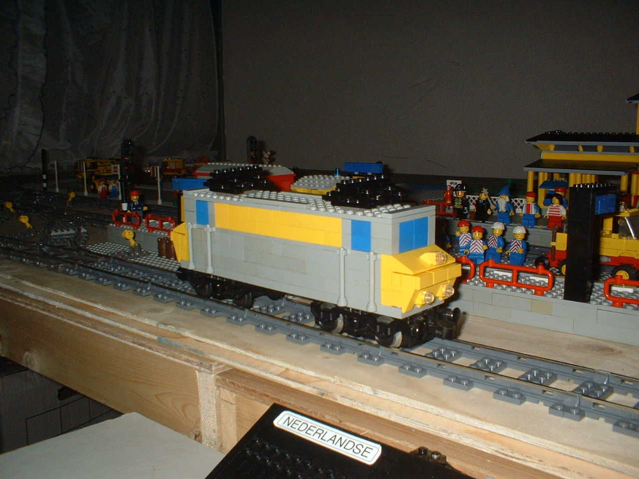 ns30.jpg