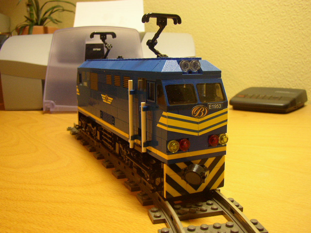 blue-train_2.jpg