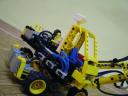 excavator008.jpg