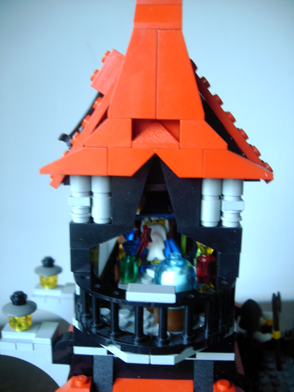 detail_wizards_tower_1.jpg