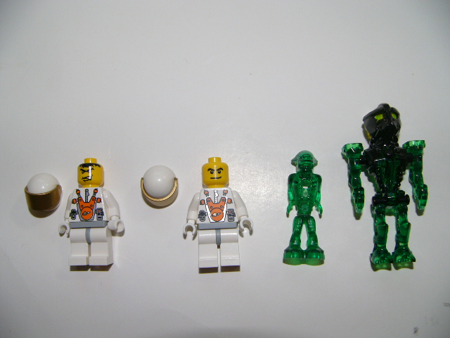 r9_figures_front.jpg