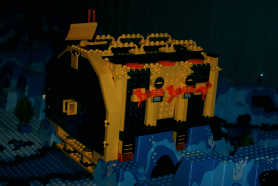 04-firstbuildingc.jpg